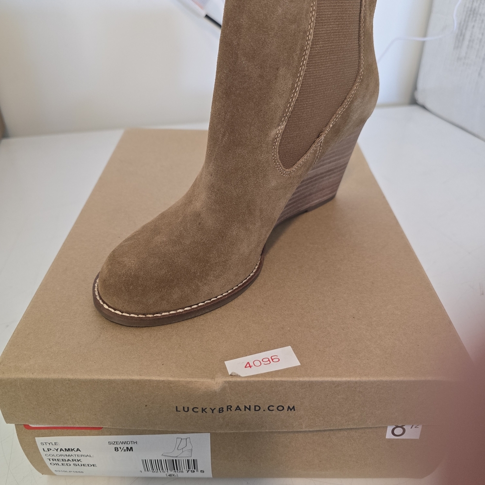 Lucky Brand Women's Brown Suede Wedges